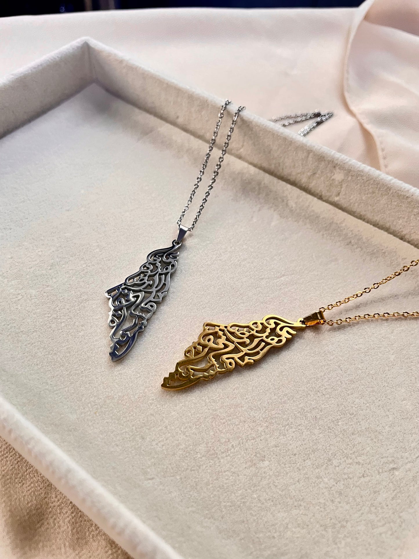 Palestine calligraphy necklace