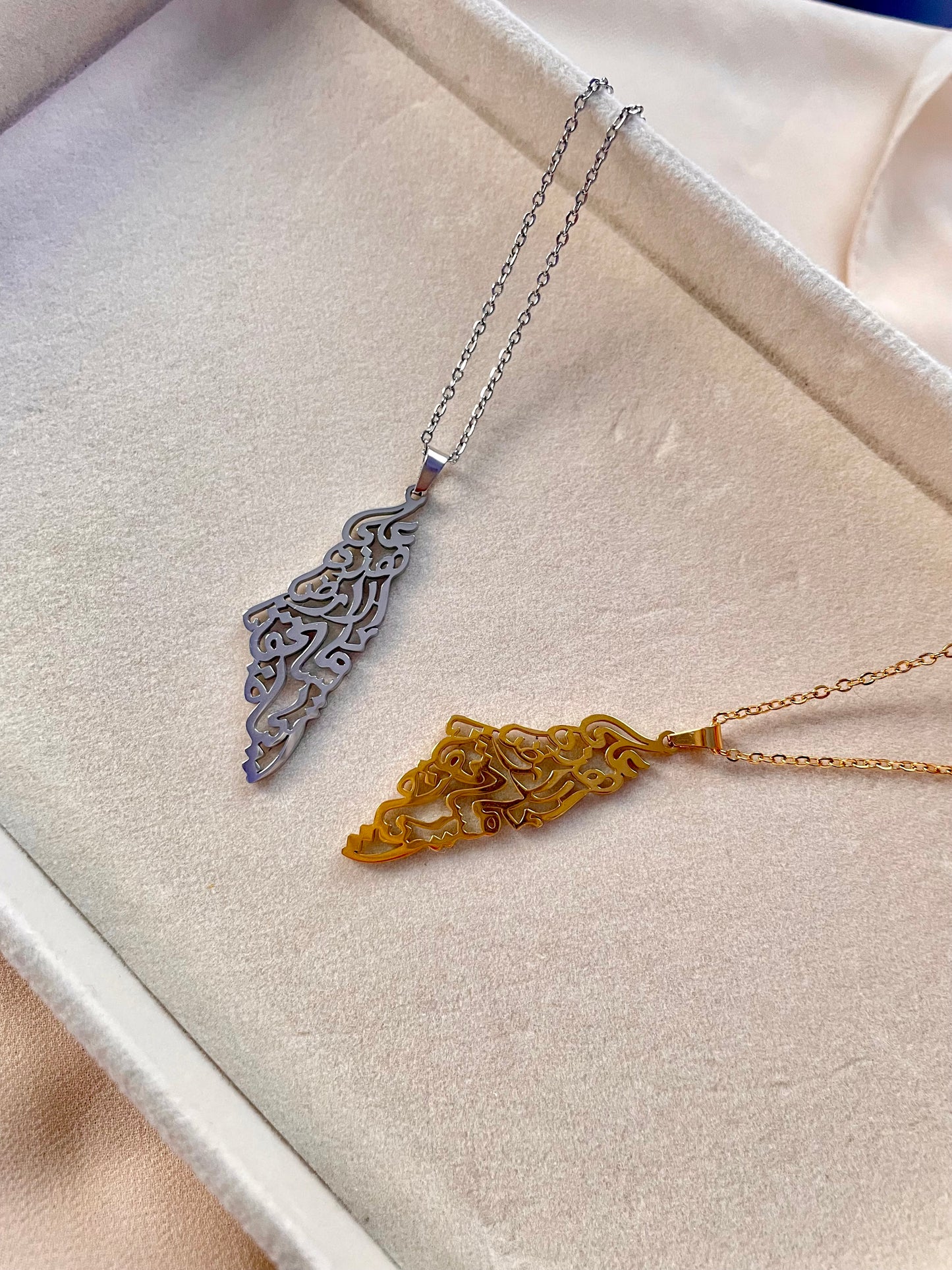 Palestine calligraphy necklace
