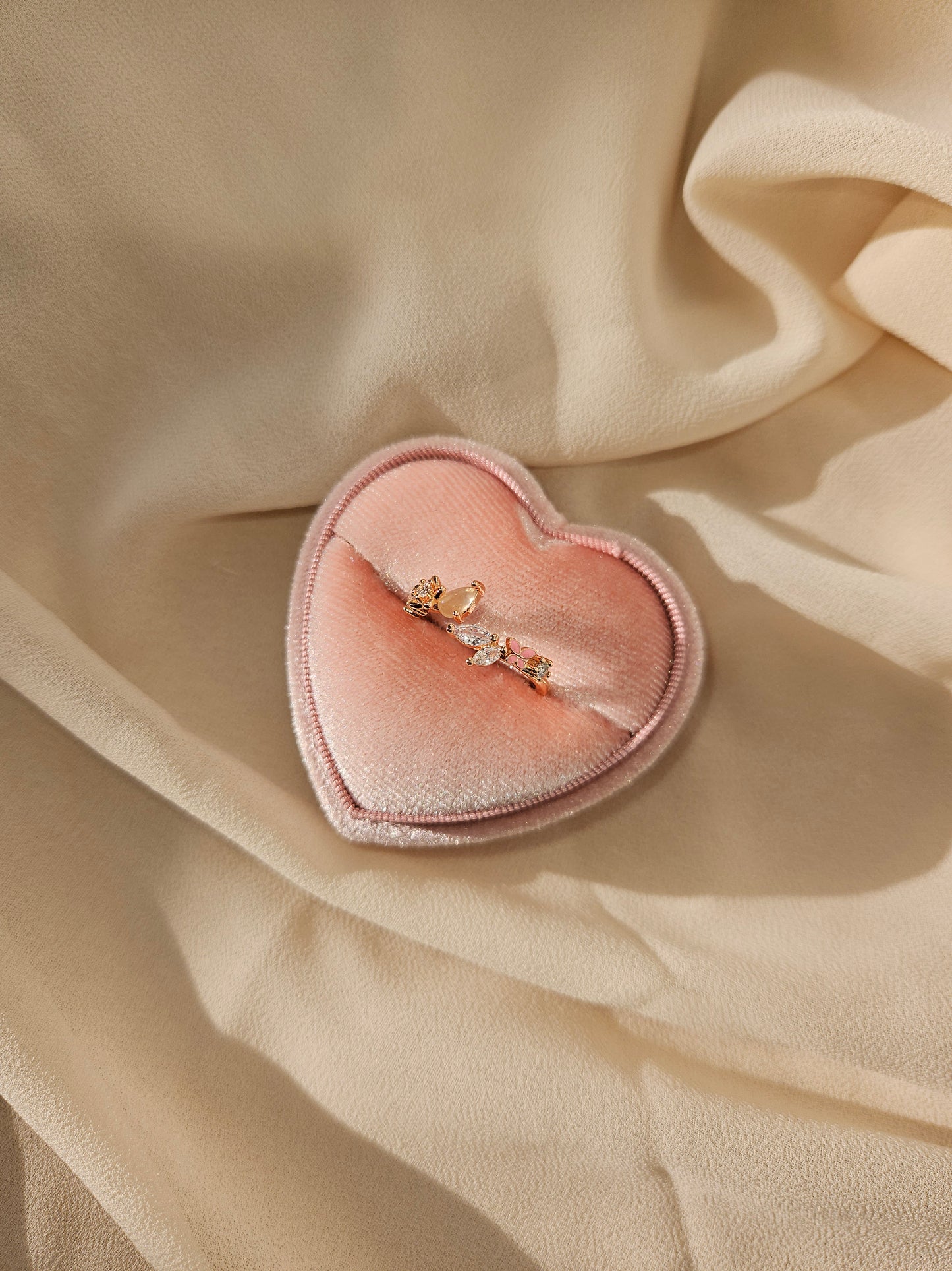 Sofia ring ~ peach