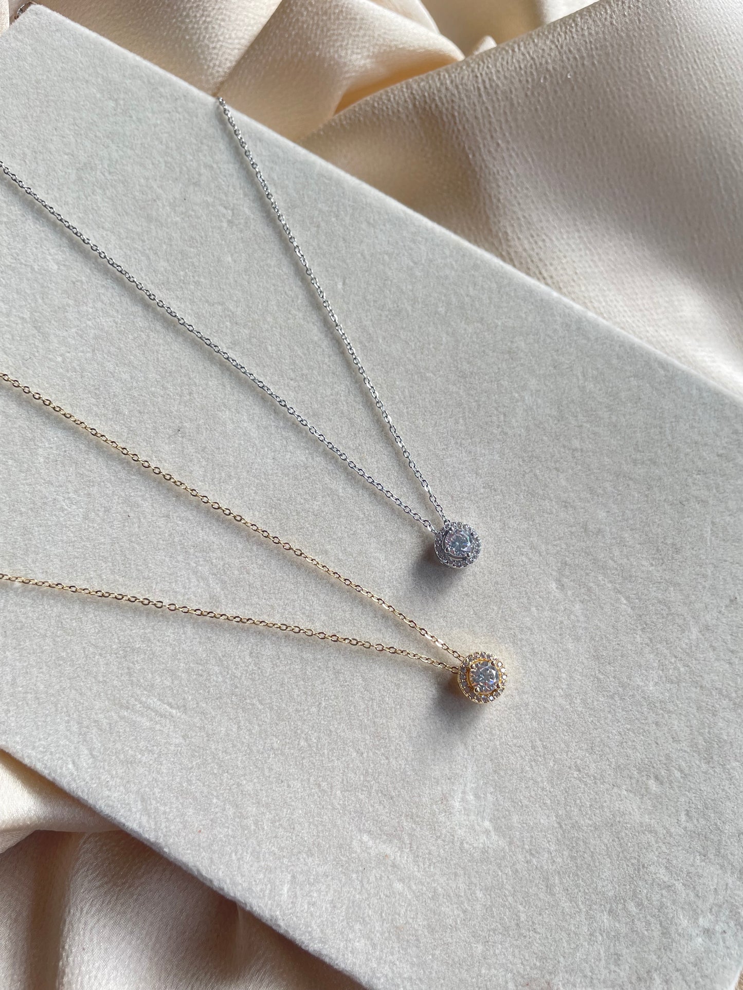 Areej necklace - silver