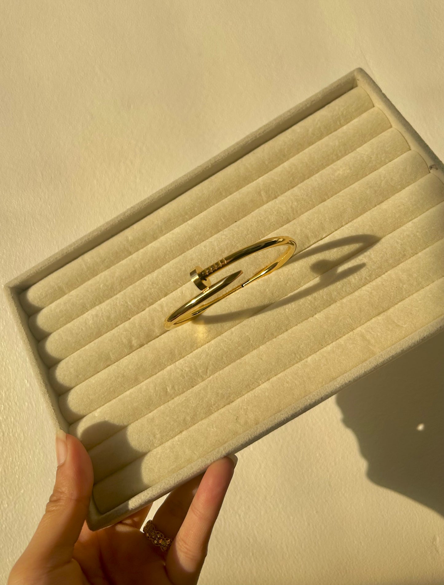 Taara bangle ~ Gold