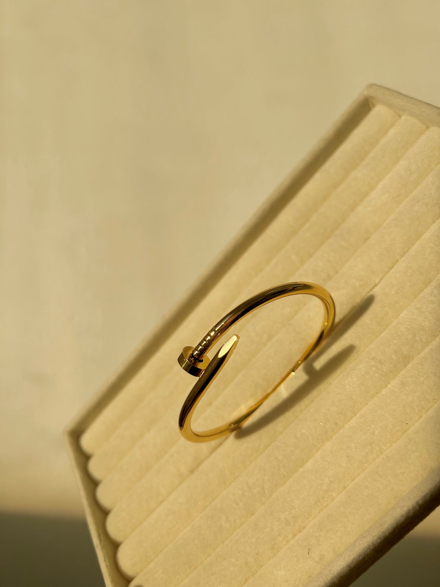 Taara bangle ~ Gold