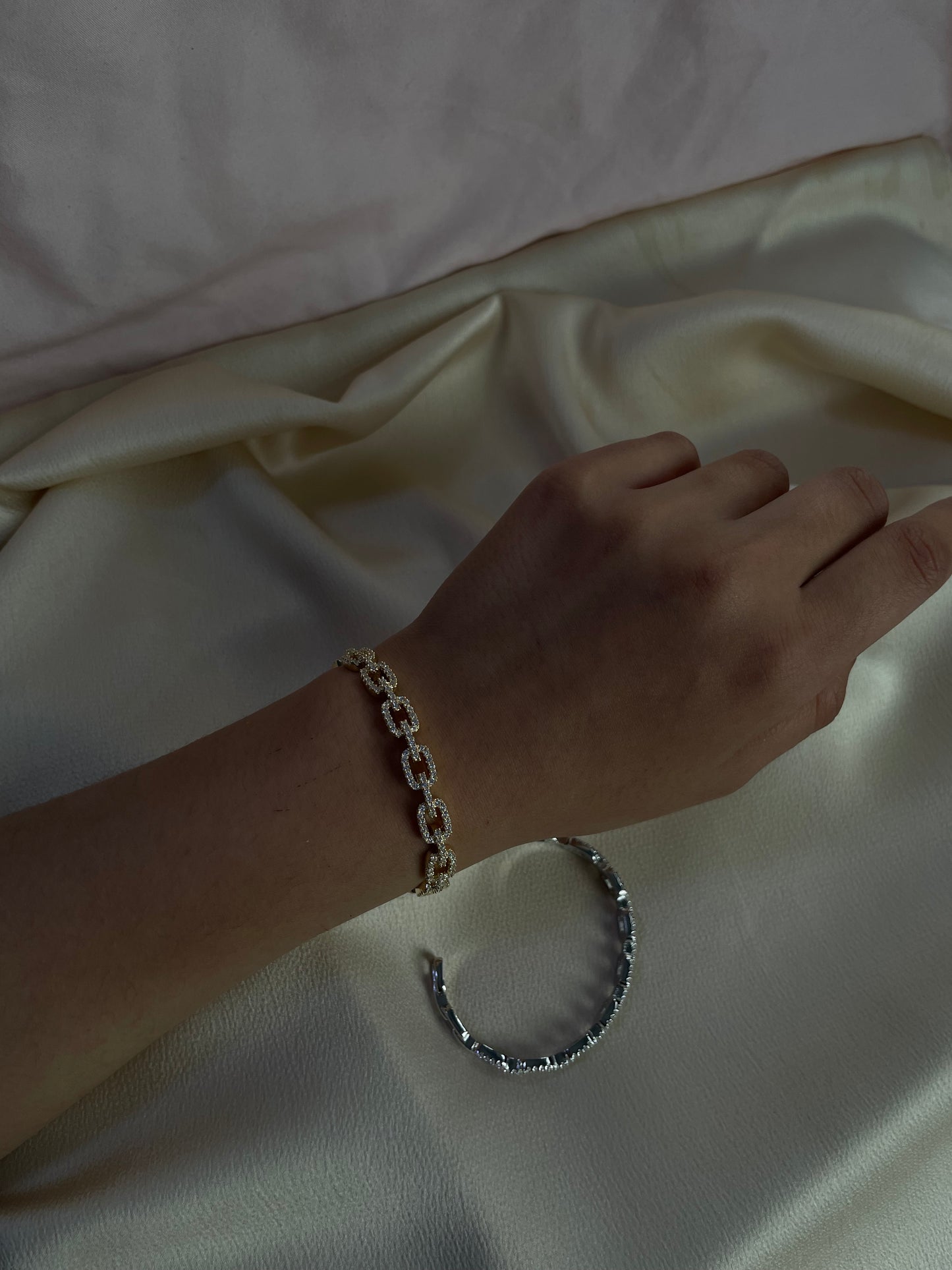 Hawa bangles ~ Gold or silver