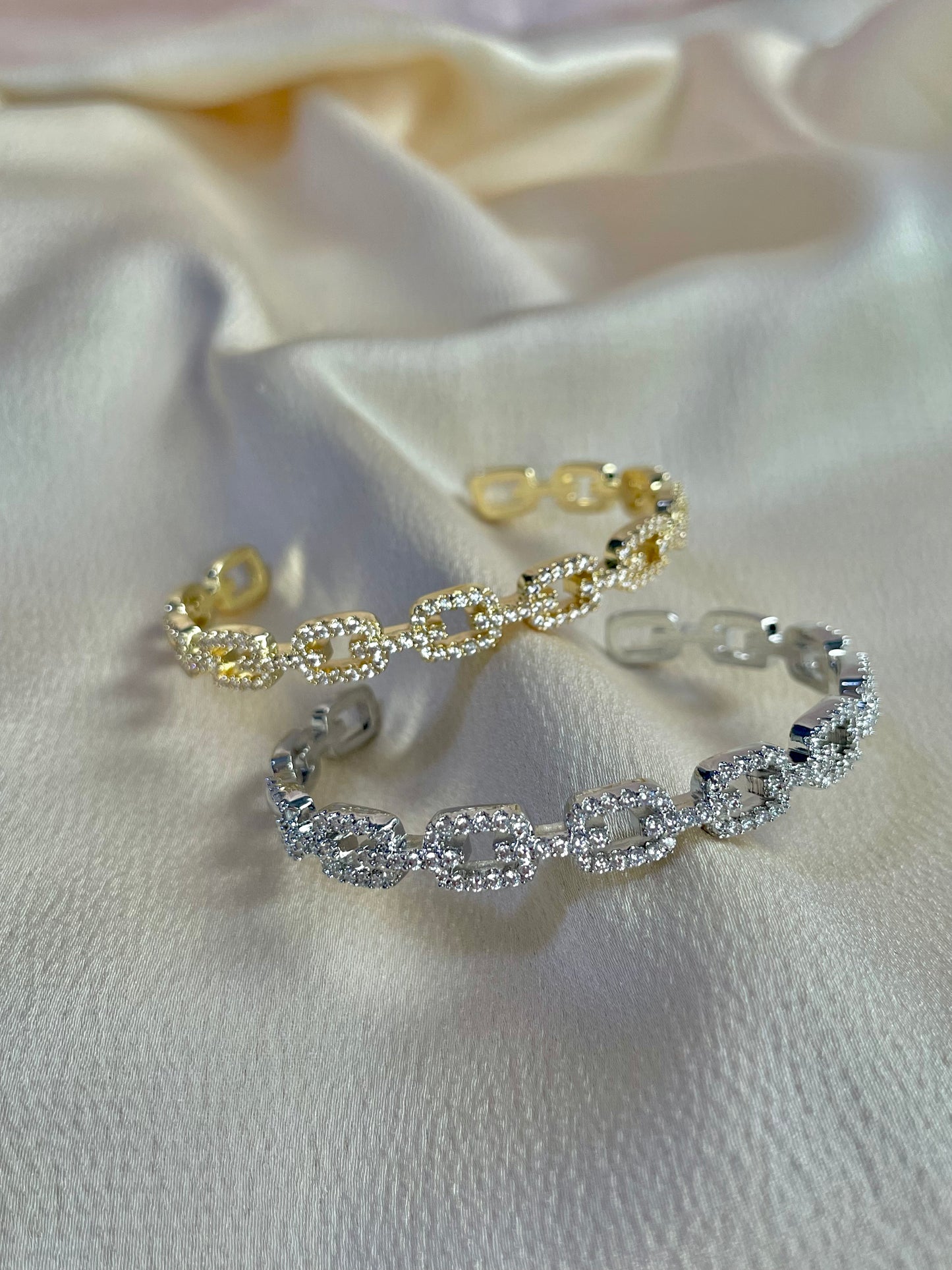Hawa bangles ~ Gold or silver