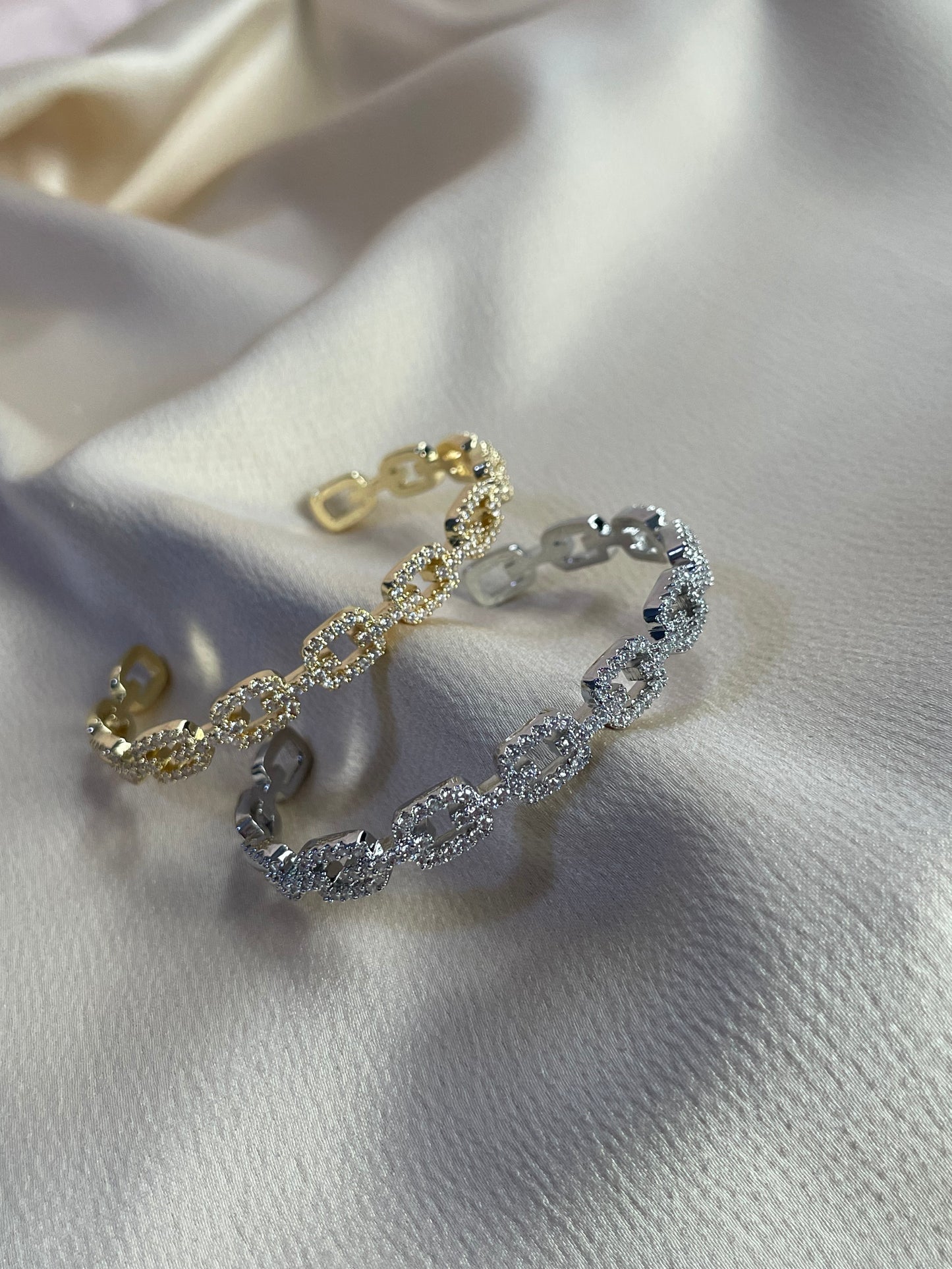 Hawa bangles ~ Gold or silver