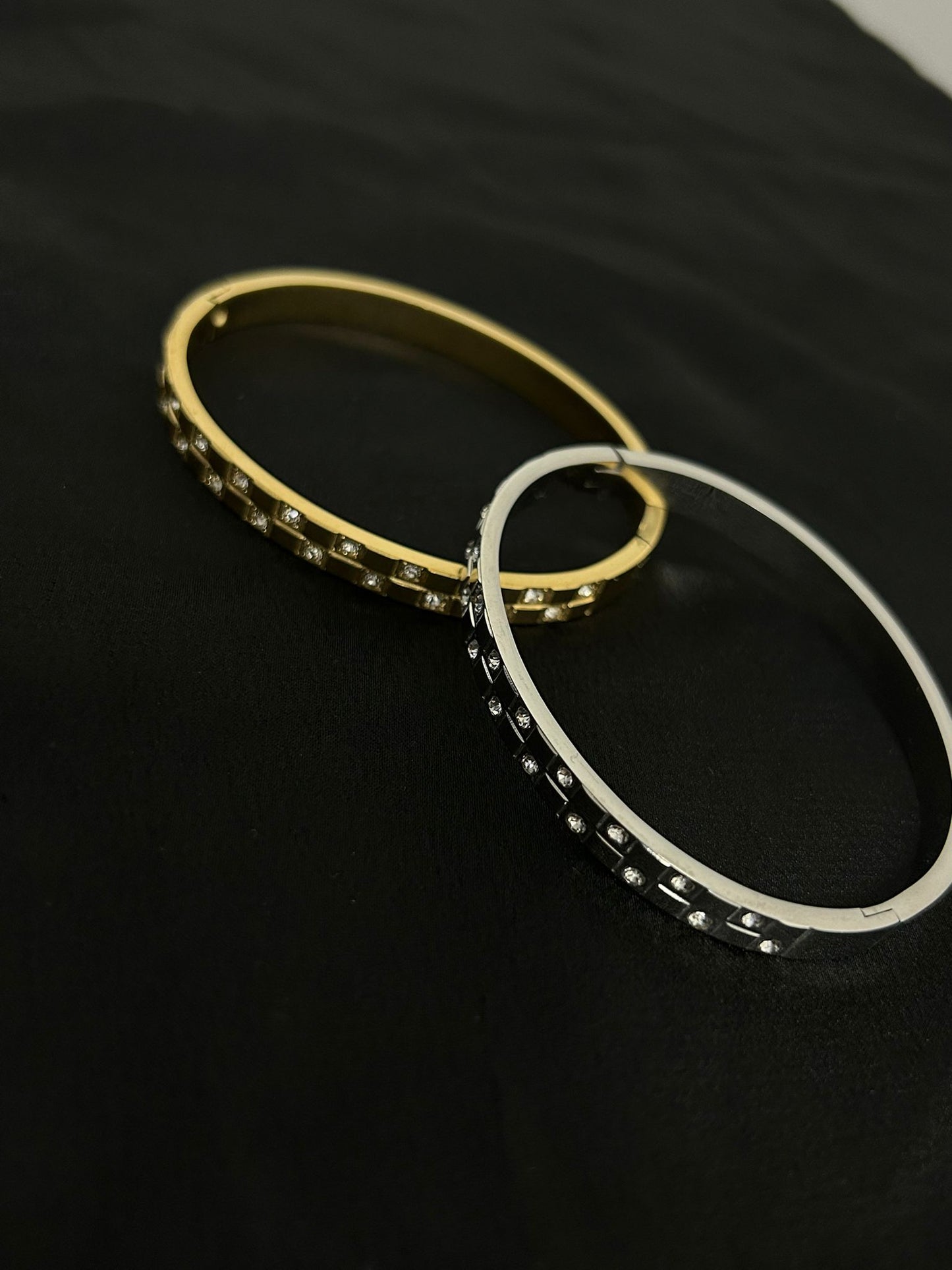 Loretta bangles- Silver / Gold