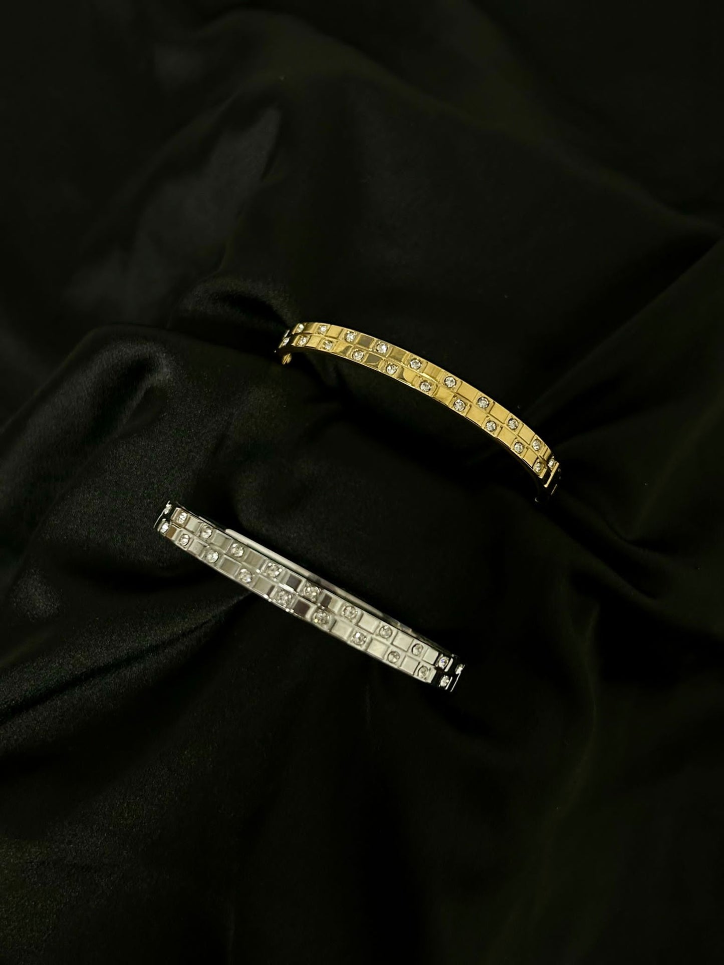 Loretta bangles- Silver / Gold