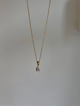 Load image into Gallery viewer, Arissa necklace - gold
