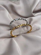 Load image into Gallery viewer, Helia bangles ~ Gold/silver
