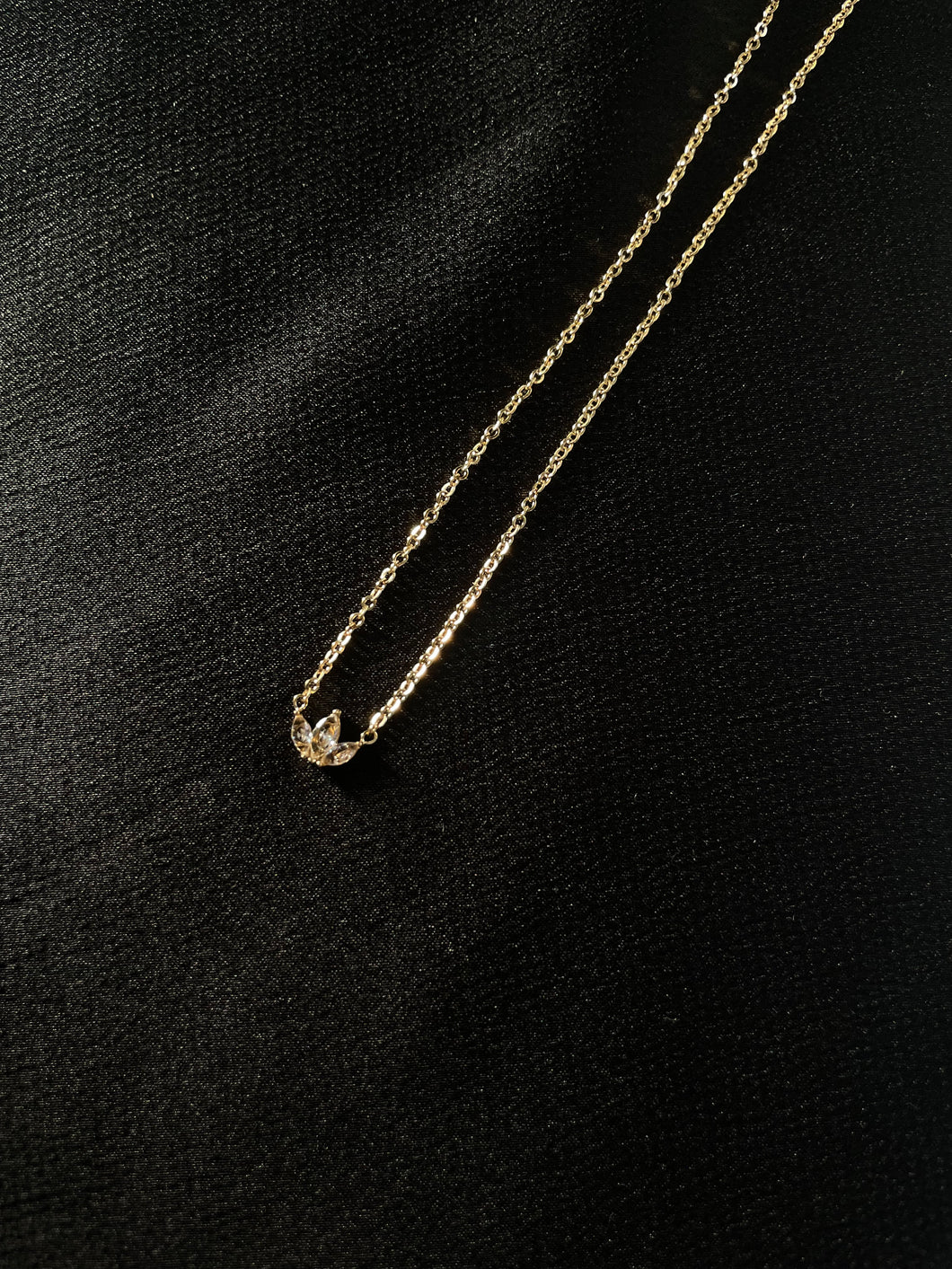 Julie necklace~gold