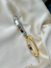 Load image into Gallery viewer, Liyanna bangles- Silver / Gold
