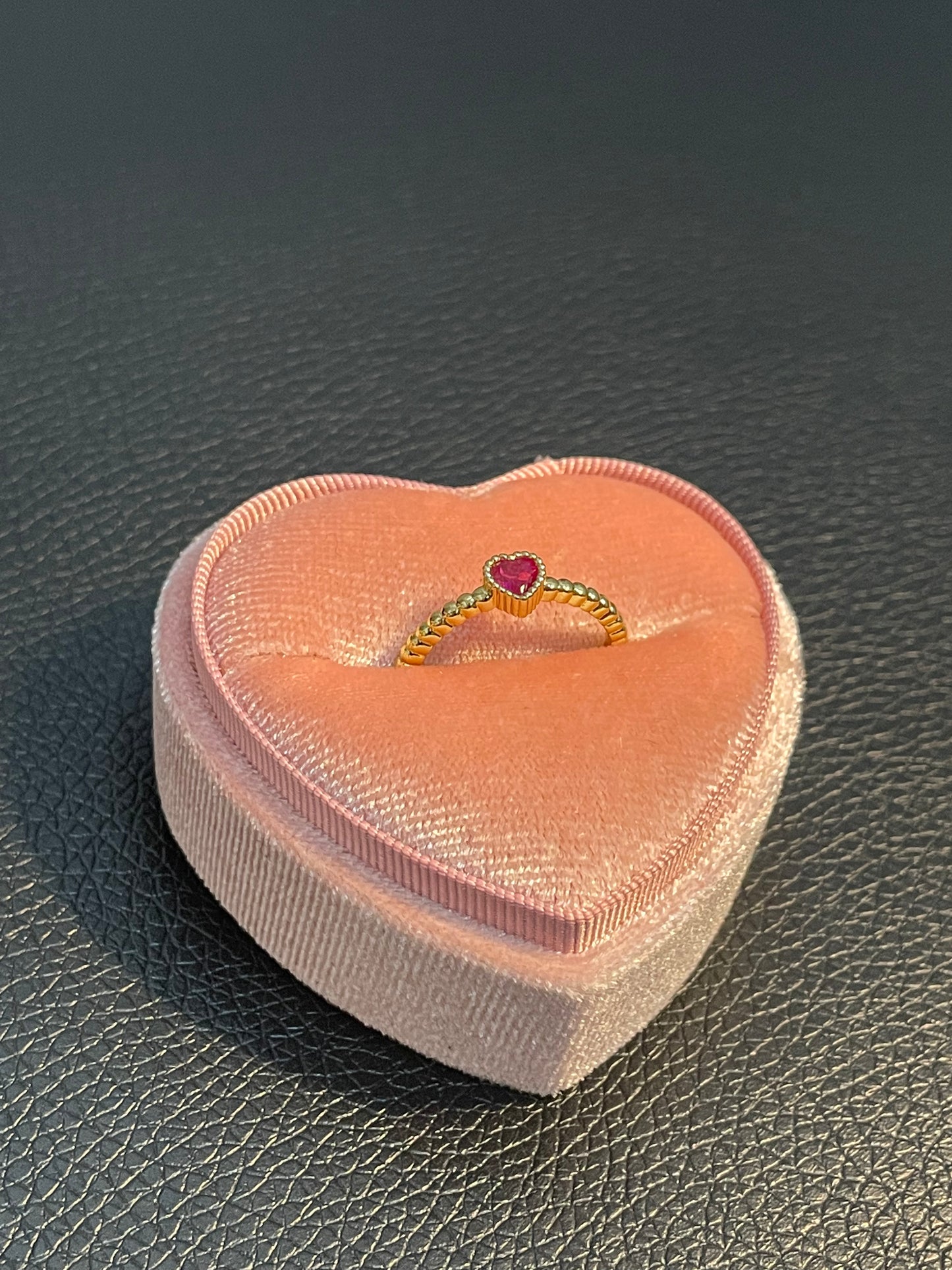 Lovestruck ring ~ dark pink