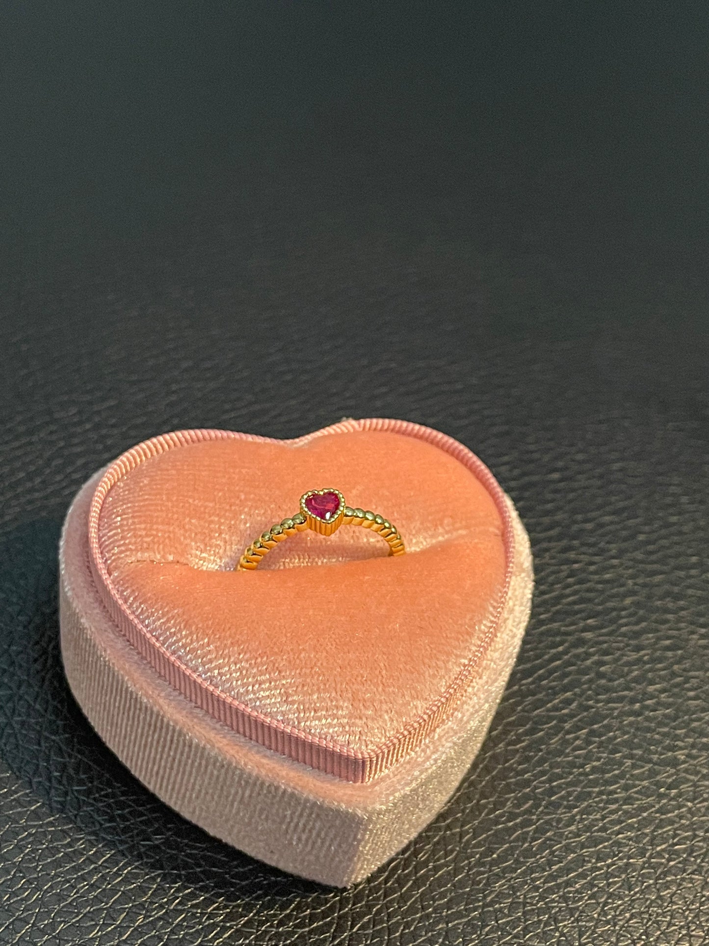 Lovestruck ring ~ dark pink