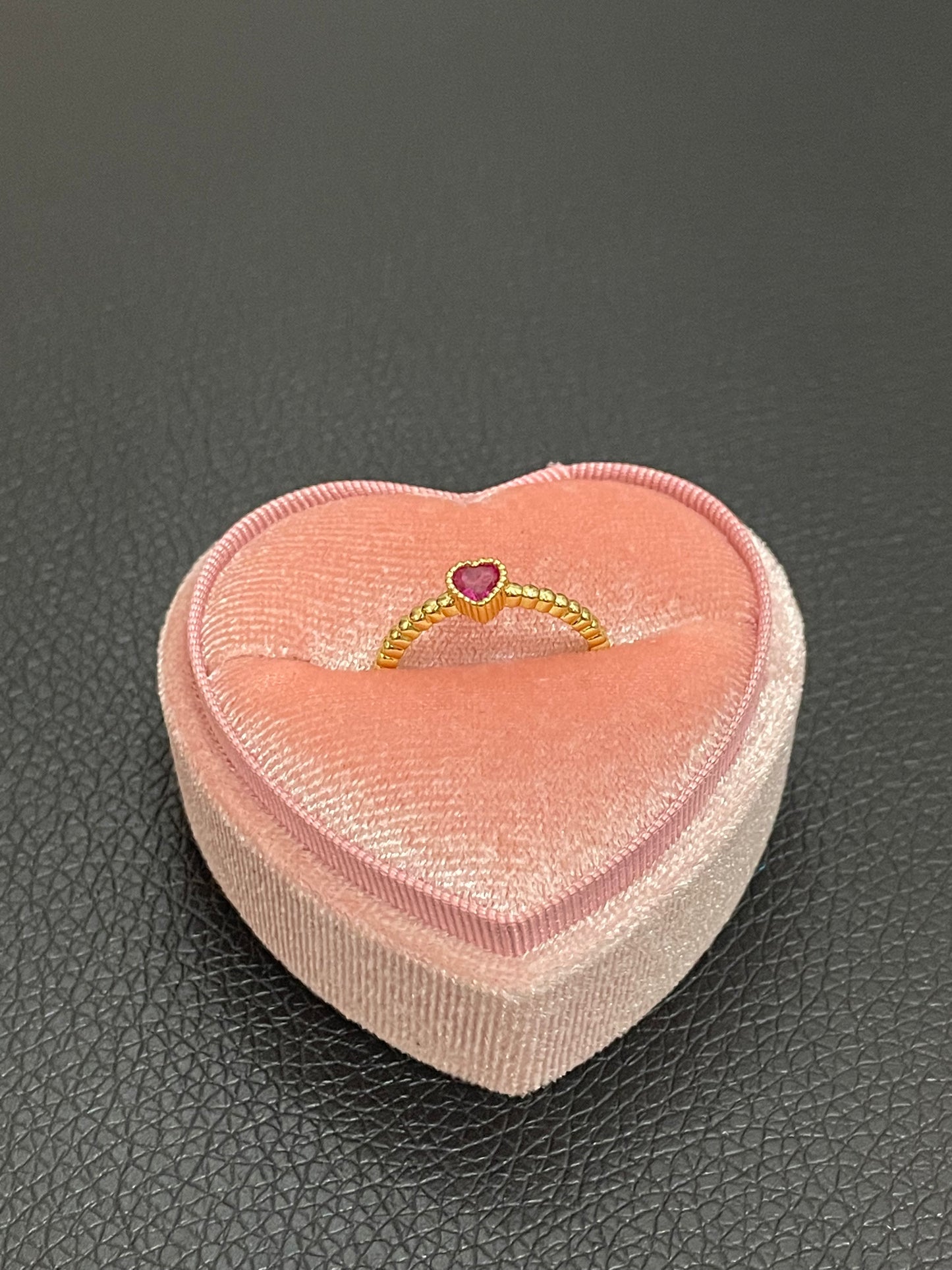 Lovestruck ring ~ dark pink